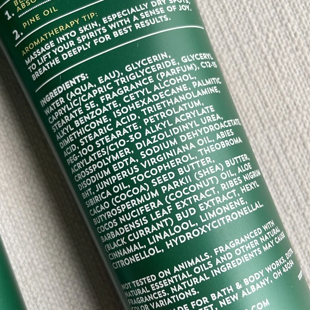BATH & BODY WORKS AROMATHERAPY BODY CREAM JOYFUL BLACK CURRANT PINE 8 OZ x 2